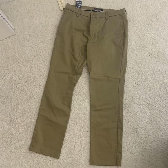 Docker Khaki Pants - Picture 2 of 3